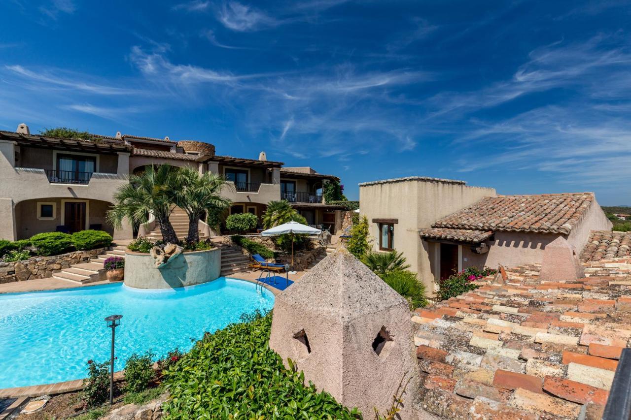 Vista Village Loiri Porto San Paolo Exterior foto